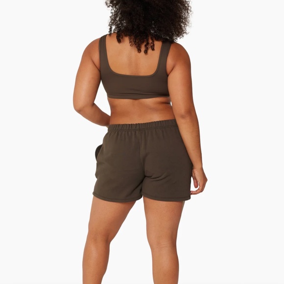 Set Active Heavyweight Sweat Shorts in “Brownstone” - Picture 2 of 2
